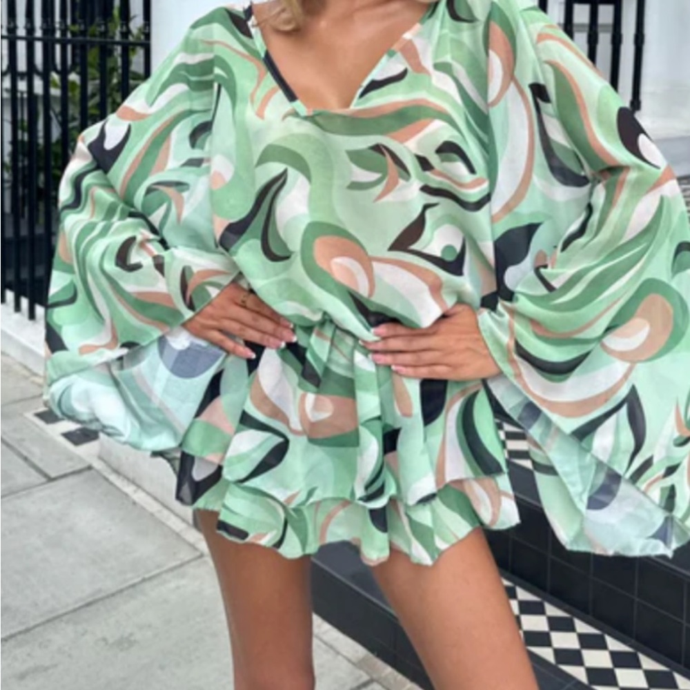 Stylish Green Patterned Swim Cover-Up